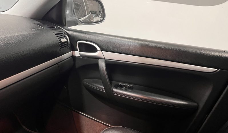 Porsche Cayenne ’06 s full