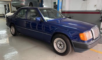 Mercedes-Benz E 230 ’91 full