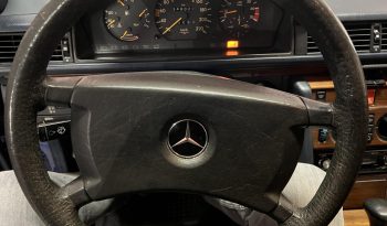 Mercedes-Benz E 230 ’91 full