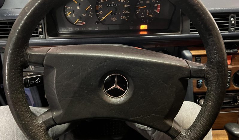 Mercedes-Benz E 230 ’91 full