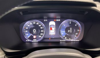 Volvo XC40 ’19 MOMENTUM PANORAMA full
