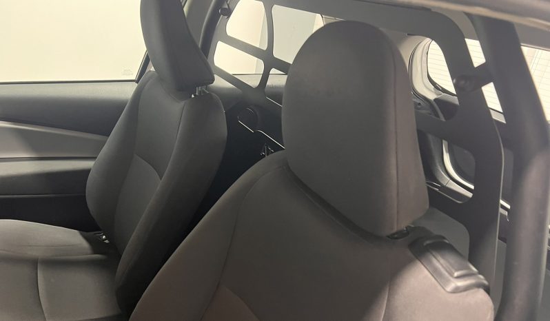 Toyota Yaris VAN EURO 6 ’16 full