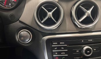 Mercedes-Benz GLA 200 PROGRESSIVE ’19 full