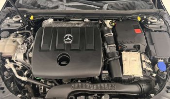Mercedes-Benz A 180 d Progressive 7G-DCT ’20 full