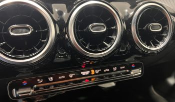 Mercedes-Benz A 180 d Progressive 7G-DCT ’20 full
