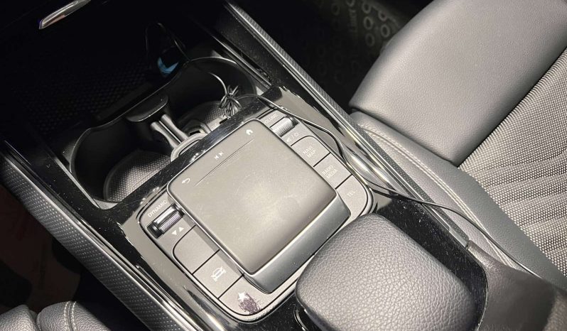 Mercedes-Benz GLA 200 d Style 7G-DCT ’20 full