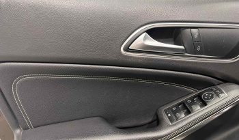 Mercedes-Benz GLA 180 d Urban 7G-DCT ’15 full