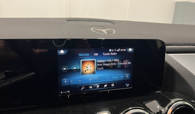 Mercedes-Benz GLA 200 d Style 7G-DCT ’20 full