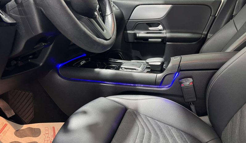 Mercedes-Benz GLA 200 d Style 7G-DCT ’20 full