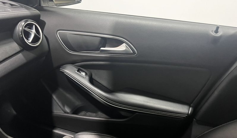 Mercedes-Benz GLA 180 EDITION SPORT PACKET AMG ’17 full