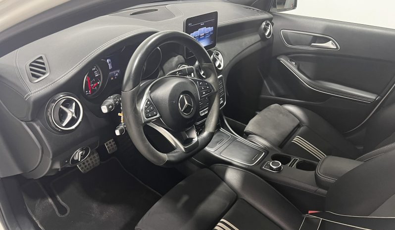 Mercedes-Benz GLA 180 EDITION SPORT PACKET AMG ’17 full