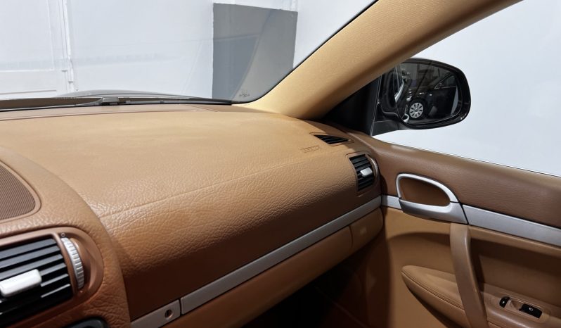 Porsche Cayenne S ’06 full