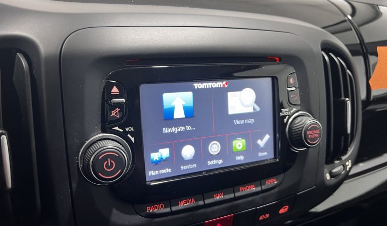 Fiat 500L TREKKING ’17 full