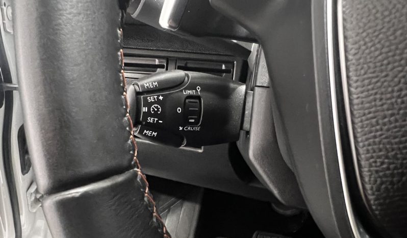 Peugeot 3008 1.6 BLUEHDI 120 ACTIVE GRIP ’17 full