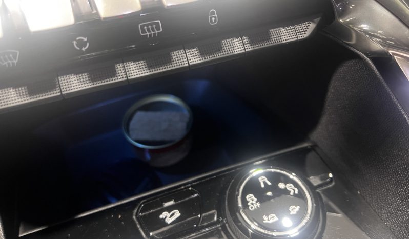 Peugeot 3008 1.6 BLUEHDI 120 ACTIVE GRIP ’17 full