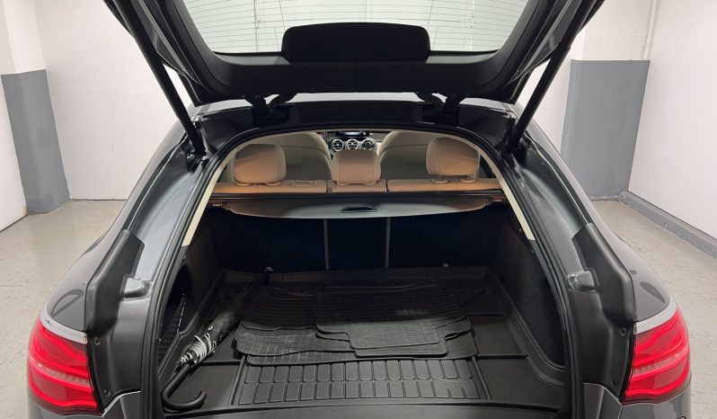 Mercedes-Benz GLC 350 -e coupe 18 full