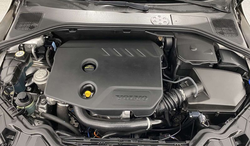 Volvo S60 MOMENTUM ’16 full