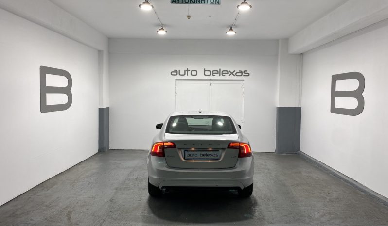 Volvo S60 MOMENTUM ’16 full