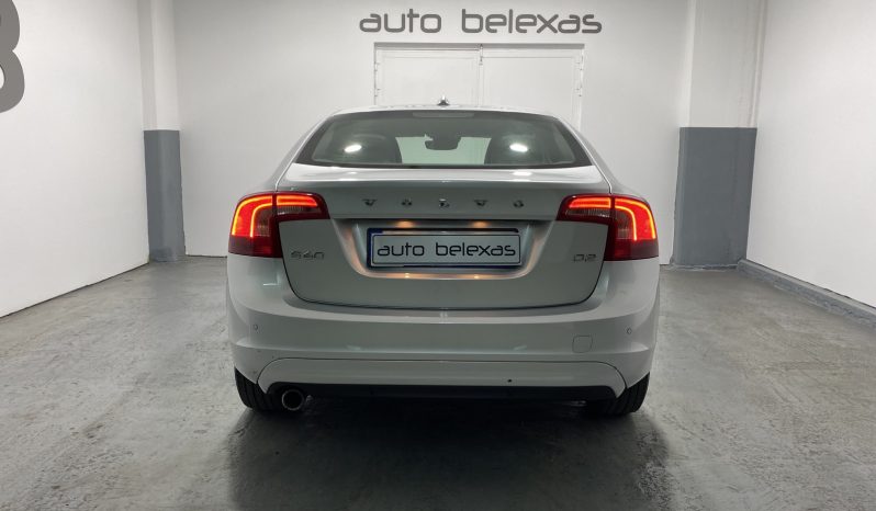 Volvo S60 MOMENTUM ’16 full
