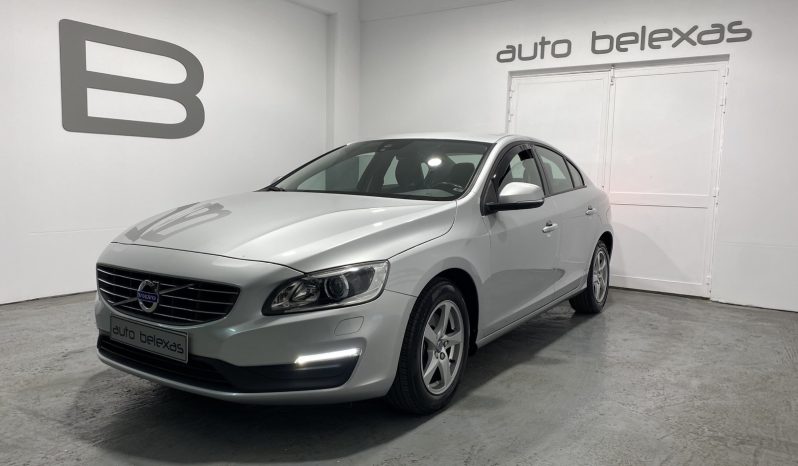 Volvo S60 MOMENTUM ’16 full