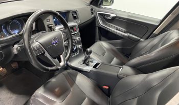 Volvo S60 MOMENTUM ’16 full