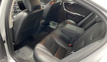 Volvo S60 MOMENTUM ’16 full