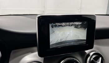 Mercedes-Benz CLA 180 AMG LINE 14 full
