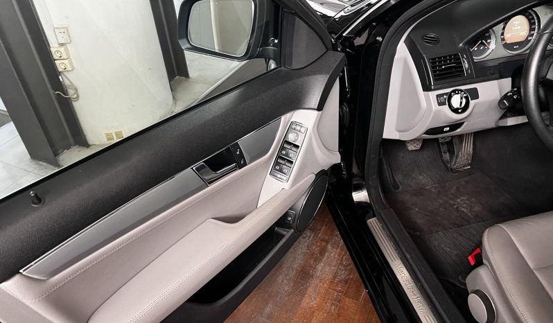 Mercedes-Benz C 280 AVANTGARDE 07 full