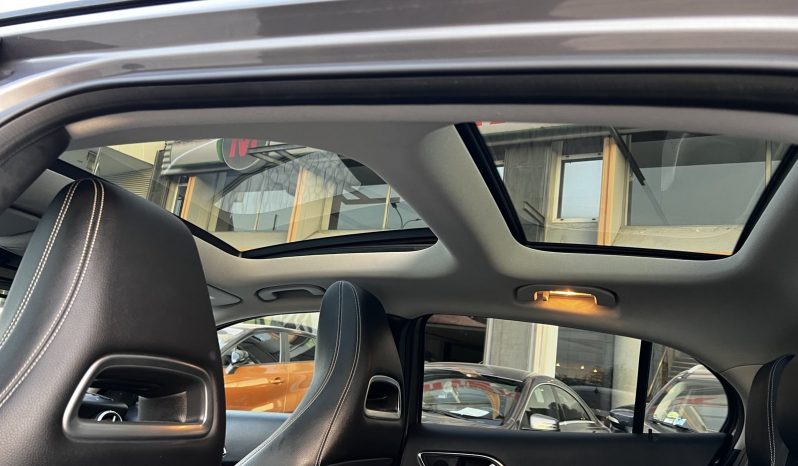 Mercedes-Benz GLA 180 URBAN LINE 15 full