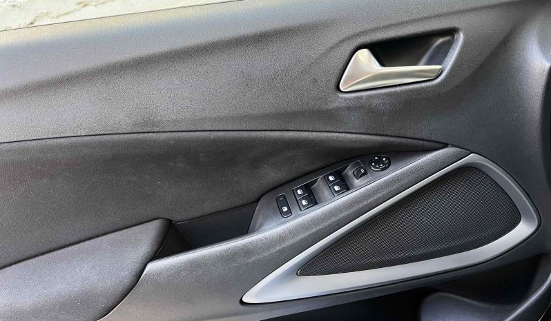 Opel Crossland X INNOVATION ’17 full