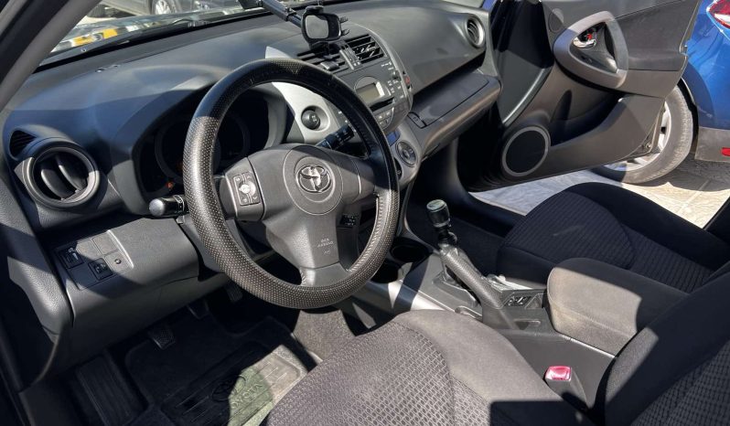 Toyota RAV 4 2.0 EXECUTIVE 4X4 09 full