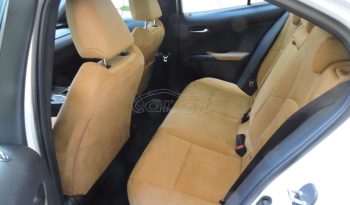 Lexus UX 250 H ’23 full