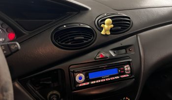 Ford Focus ’01 full