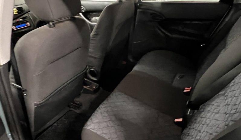 Ford Focus ’01 full