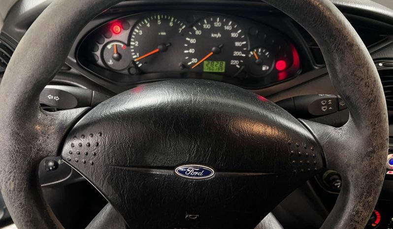 Ford Focus ’01 full