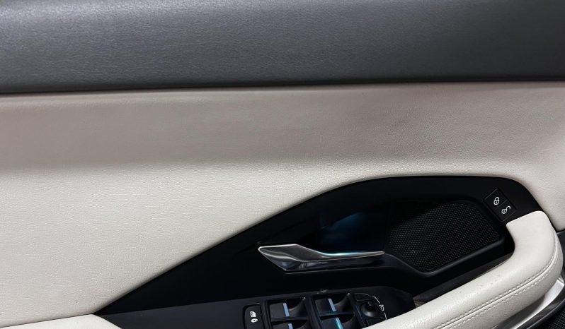 Jaguar E-Pace PANORAMA S ’20 full