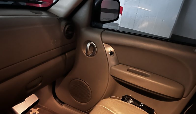 Jeep Cherokee ’05 full