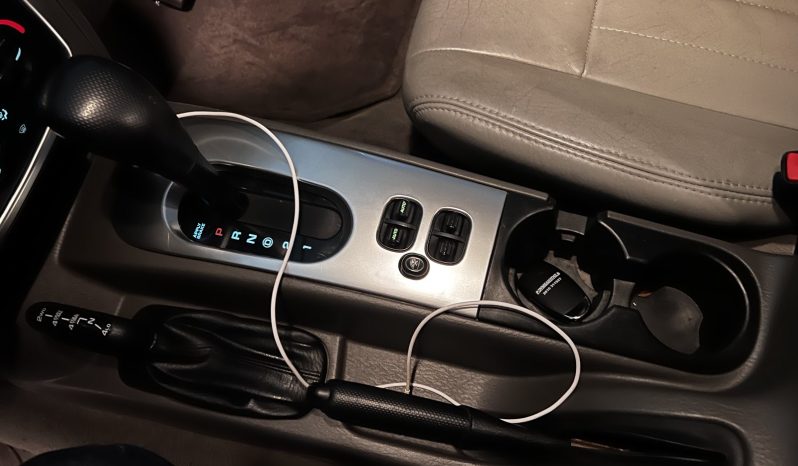 Jeep Cherokee ’05 full
