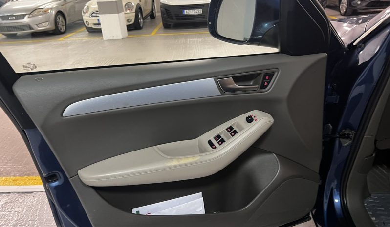 Audi Q5 QUATRO 2.0 TFSI TURBO 4X4 ’09 full
