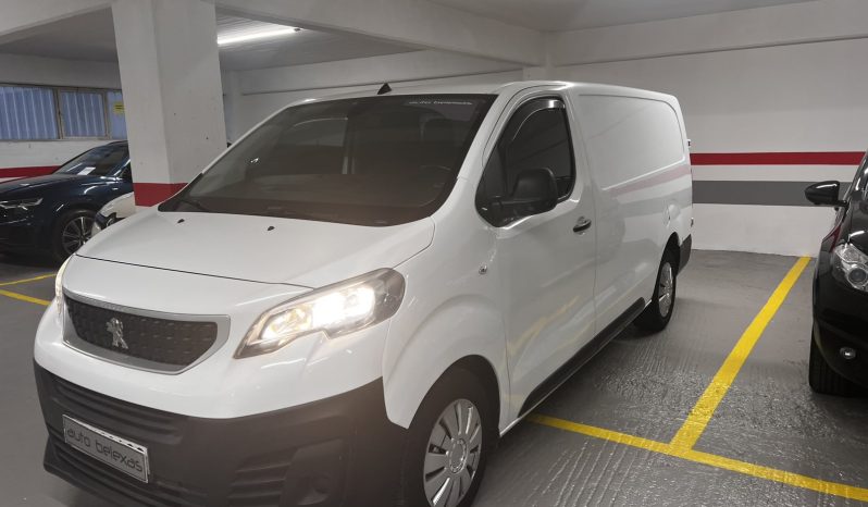 Peugeot Expert 2018 traveller full