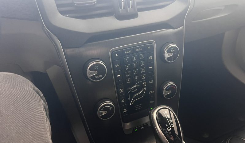 Volvo V40 2015 cross country full