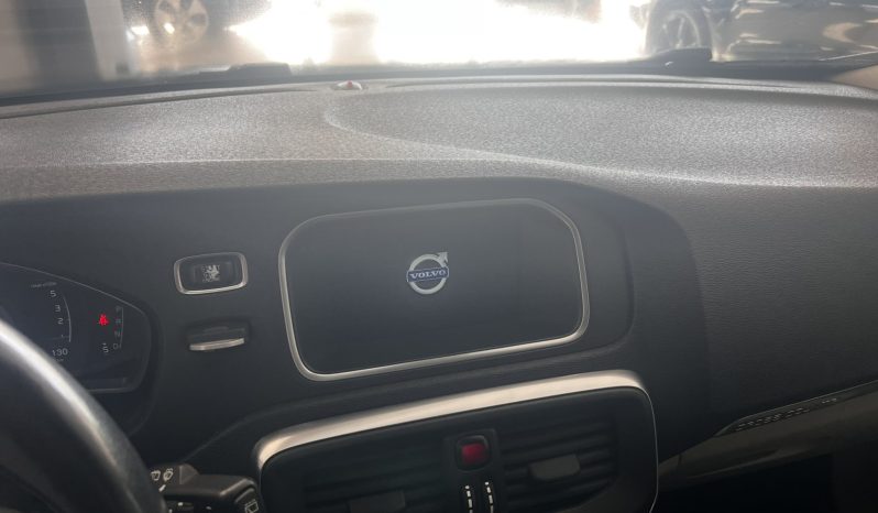 Volvo V40 2015 cross country full