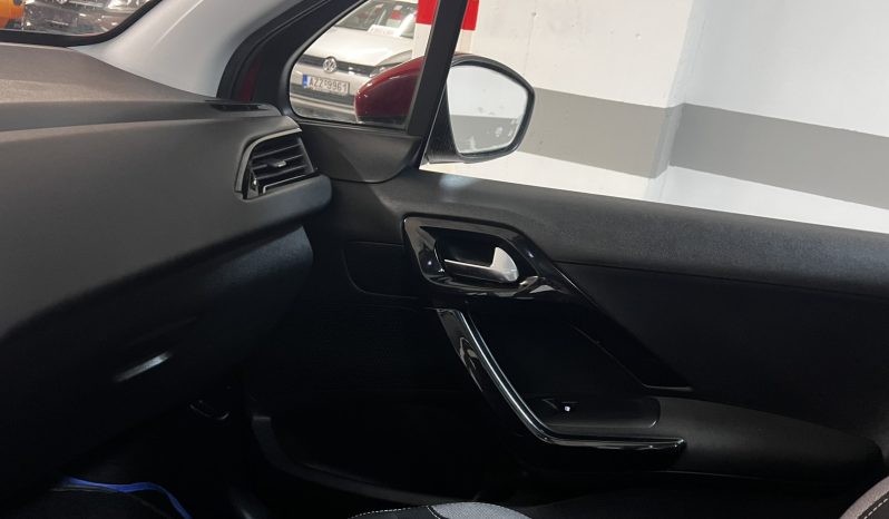 Peugeot 208 2016 PANORAMA full