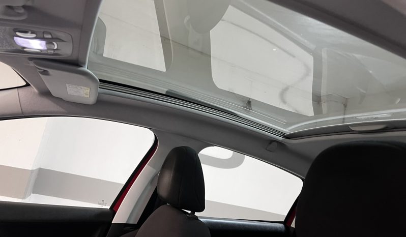 Peugeot 208 2016 PANORAMA full