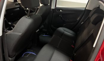 Peugeot 208 2016 PANORAMA full