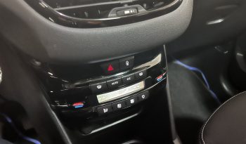 Peugeot 208 2016 PANORAMA full