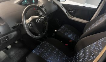Toyota Yaris 2009 1.3 VVTI full
