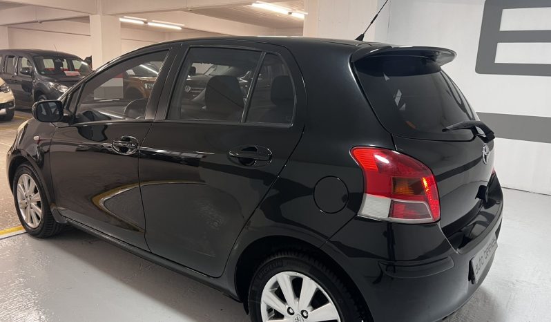 Toyota Yaris 2009 1.3 VVTI full