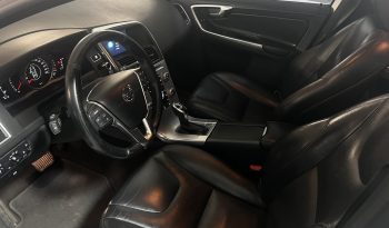 Volvo XC 60 2016 D4 MOMENTUM full