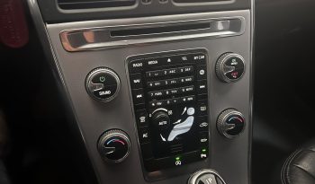 Volvo XC 60 2016 D4 MOMENTUM full